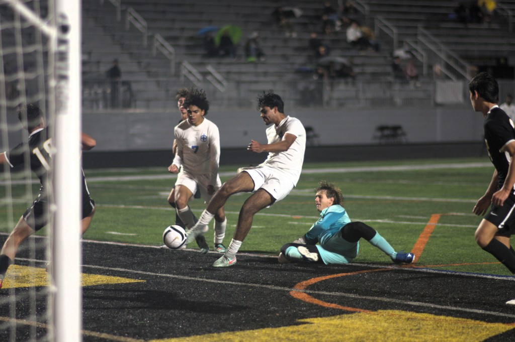 Hilliard Davidson Hammers Upper Arlington, Win First Boys Soccer OCC Title Since&nbsp;2022
