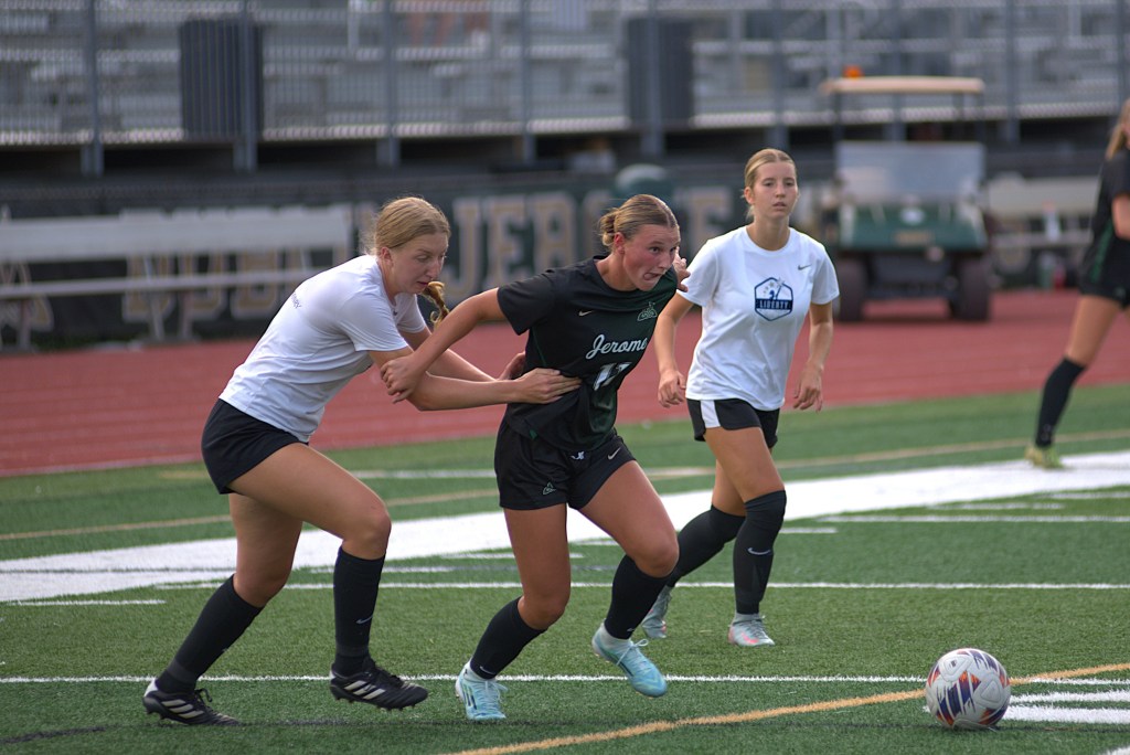 Jerome girls soccer star Blake Sobczak commits to Mississippi&nbsp;State